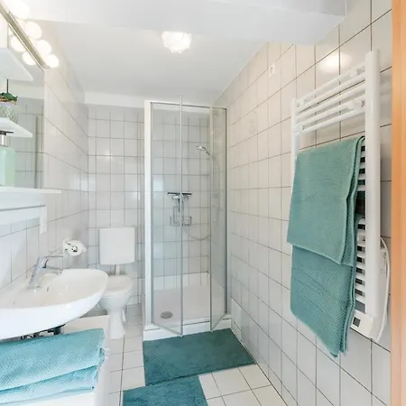 Helles & Ruhiges Nahe A81 Appartement